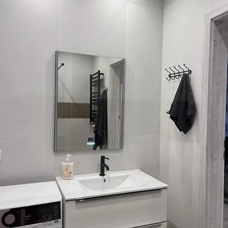 Przytulna Kawalerka W Kamienicy W Poblizu Jeziora Elckiego Ełk